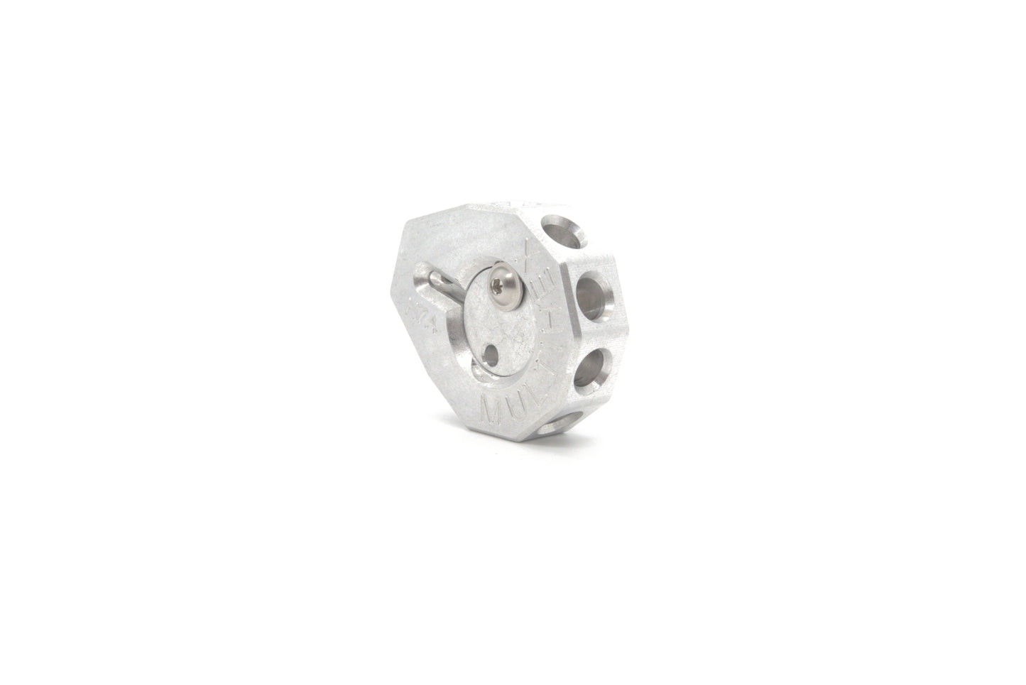 Multihex H7A: Erweiterungsset für Makita Akkuschrauber. Aluminium-Halter mit Platz für 7 Bits und einen Bithalter. Magnetische Befestigung der Bits. Zusätzliche Sicherung des Bithalters durch ein Druckstück. Formschlüssige Montage am Akkuschrauber. Montage freiwählbar und jederzeit änderbar.SKU:100107120023